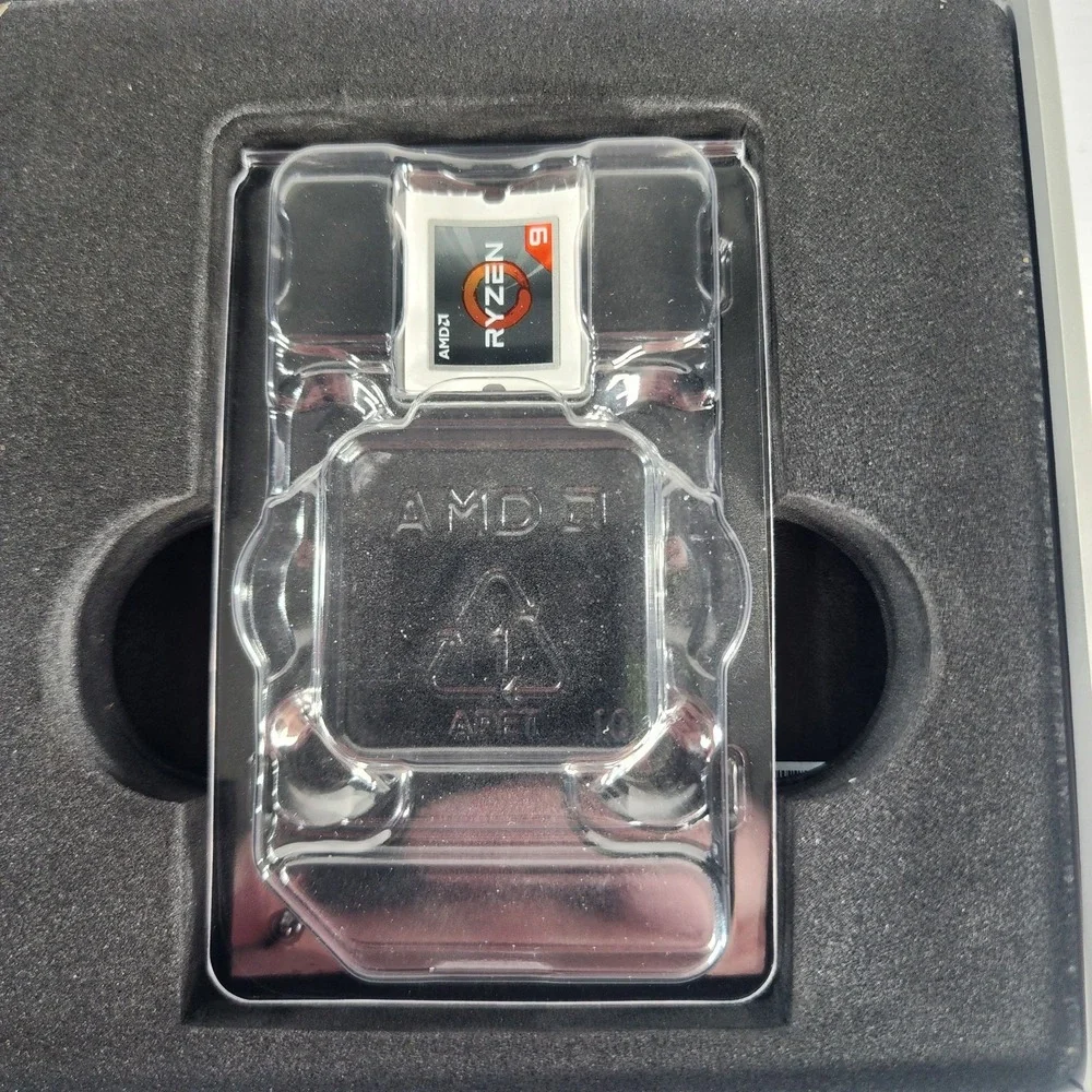 AMD Ryzen 9 3900X Wraith Prism COOLER ONLY FAN ONLY NO‎ PROCESSOR